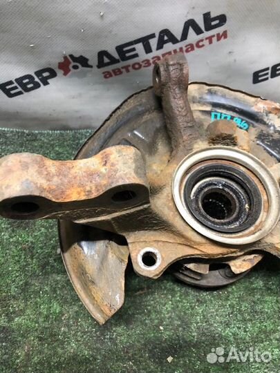 Кулак поворотный передний правый Toyota Carina