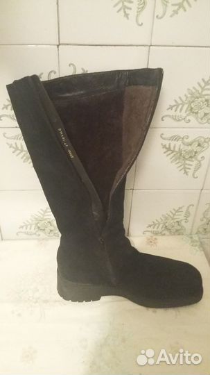 Продам замшевые сапоги