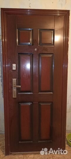 Дверь входная металлическая