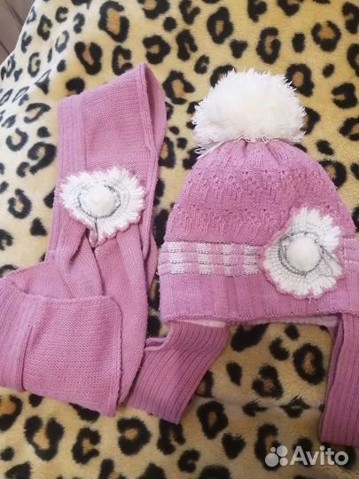 Комплект шапка и шарф для девочки