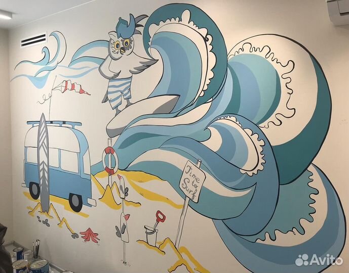 Художник, роспись стен