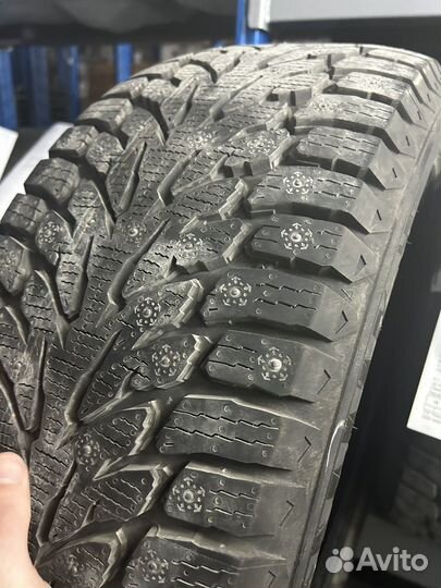 Kumho 722 235/4.5 R18 19