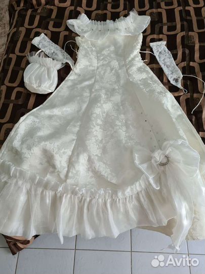 Нарядное платье для девочки