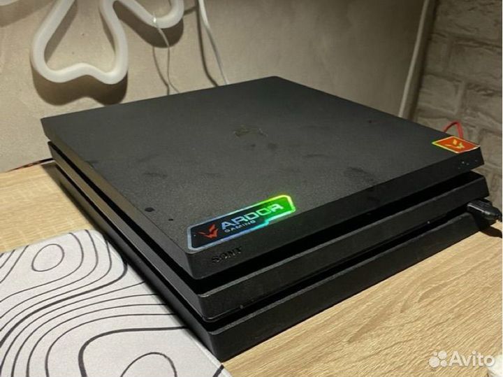 Sony playstation 4 pro 1tb