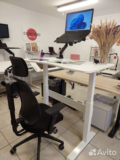 Игровой компьютерный стол с регулировкой высоты