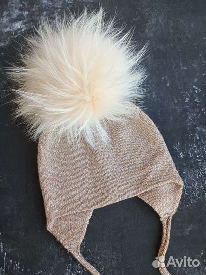 Шапка в стиле Catya, Regina, il Trenino с помпоном