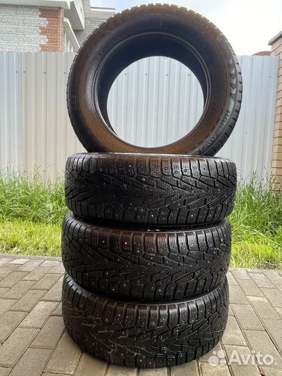 Nokian Tyres Hakkapeliitta 7 SUV 225/60 R17 99T