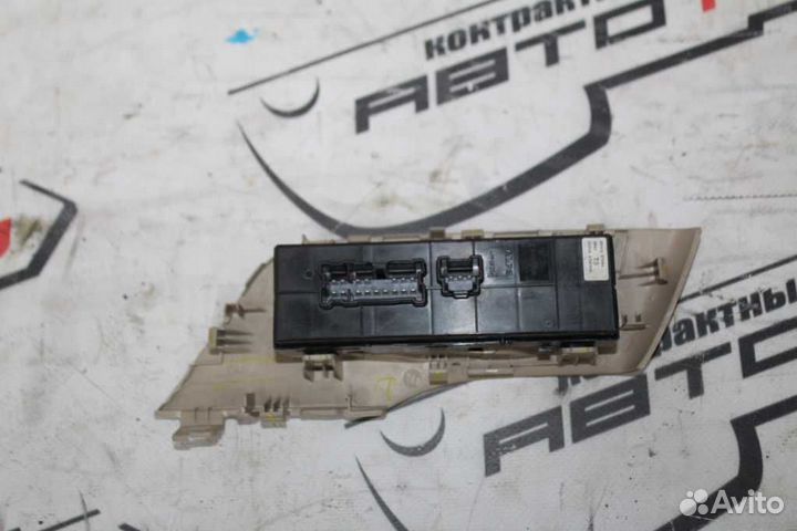 Блок управления С\П nissan altima teana L33 передний правый