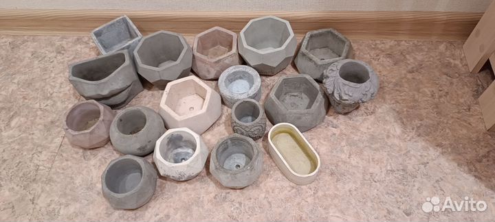 Бетонные горшки
