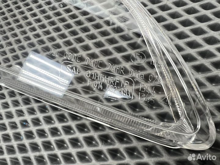 Стекло фары правое Mazda 6 GG 2002-2007