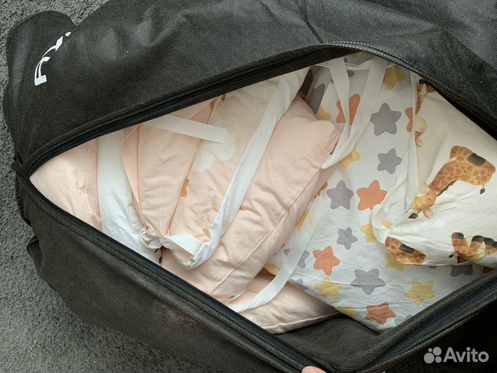 Бортики в кроватку новые