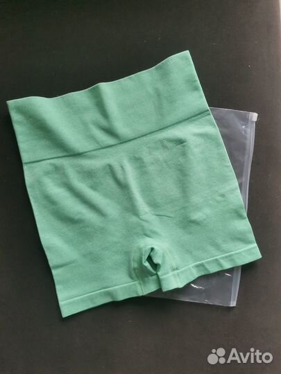 Шорты спортивные женские s