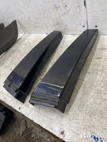 Накладка центральной стойки Volkswagen Polo 5