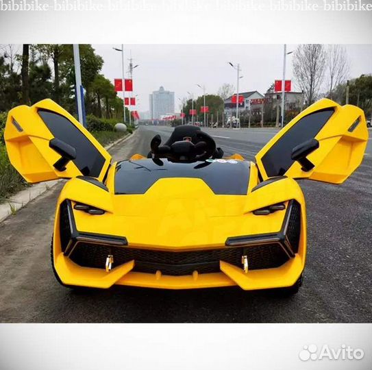 Полноприводный электромобиль машинка