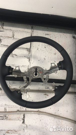 Кожаный руль Pajero 4