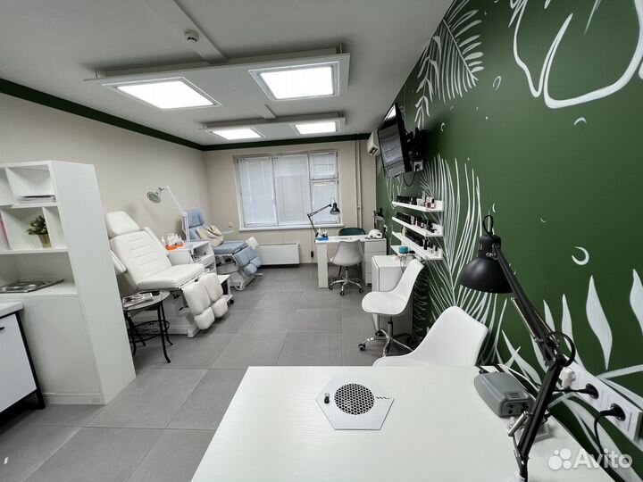 Мастер ногтевого сервиса