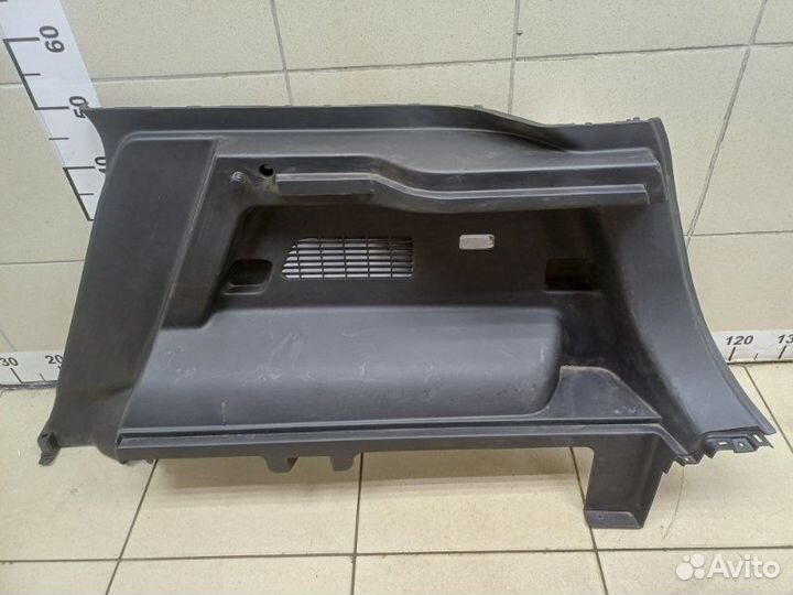 Обшивка/пластик багажника BMW X3