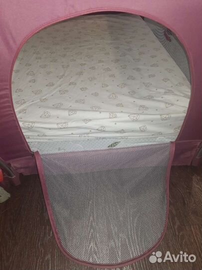 Детская кровать манеж и 3 комп-та постел-го белья