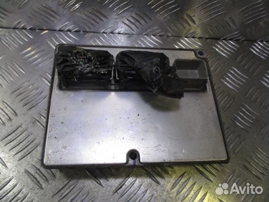Блок управления двигателем ford focus 2 (83O33PF01
