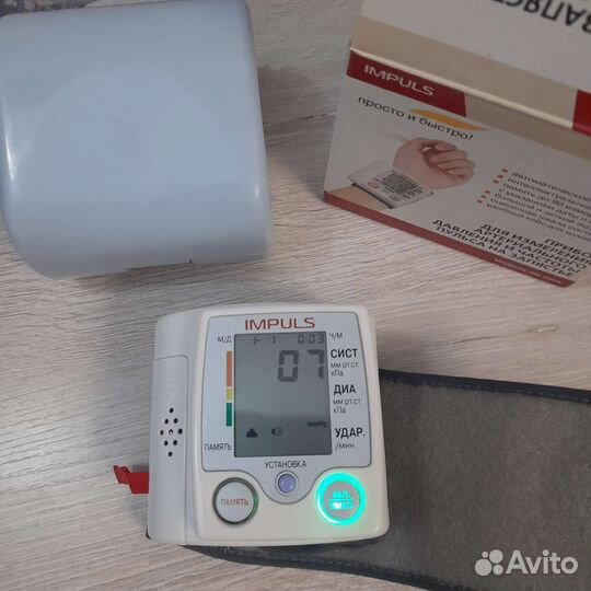 Тонометр на запястье