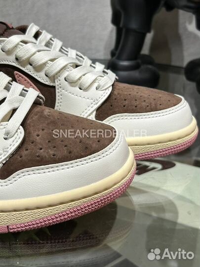 Travis Scott x Air Jordan 1 Low ‘Dark Pony/Pink’