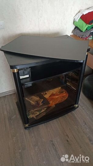 Тумба под телевизор