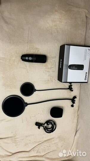 Студийный микрофон akg p120