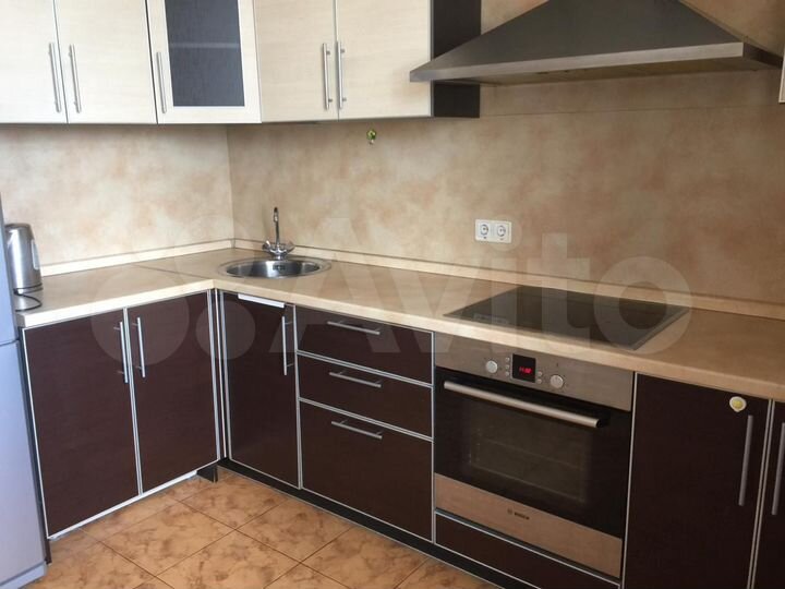 1-к. квартира, 42 м², 7/10 эт.