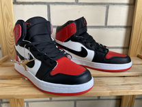 Мужские кроссовки Nike Air Jordan 1 Retro