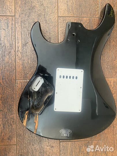 Дека от электрогитары Yamaha Pacifica