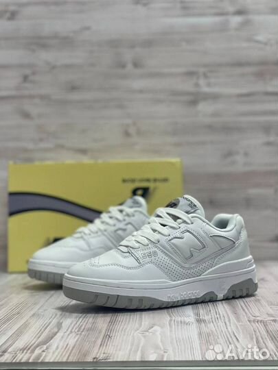 Женские Кроссовки New Balance 550