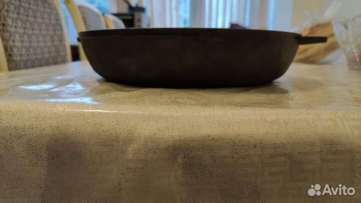Сковорода чугунная бу