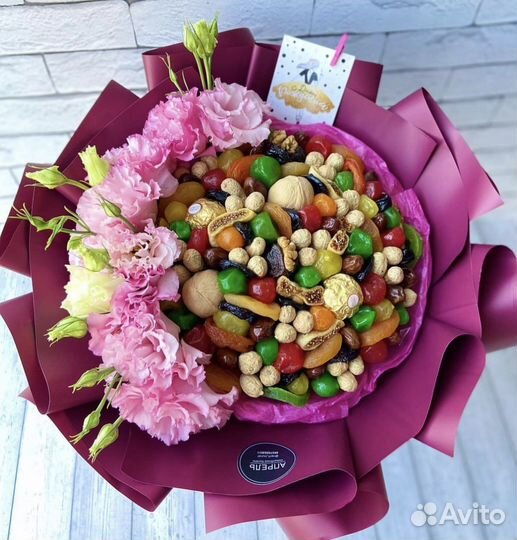 Съедобные букеты из сухофруктов и орехов