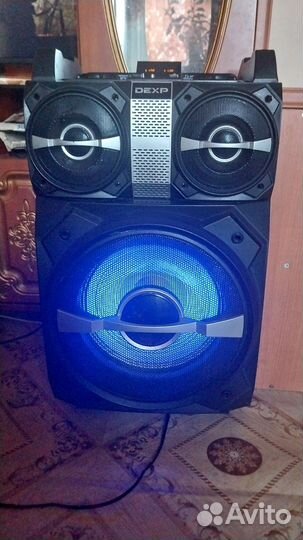 Блютуз колонка с радио