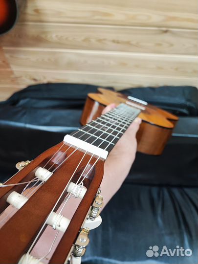 Гитара yamaha c40