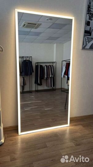 Зеркало с подсветкой арт. Екб6311