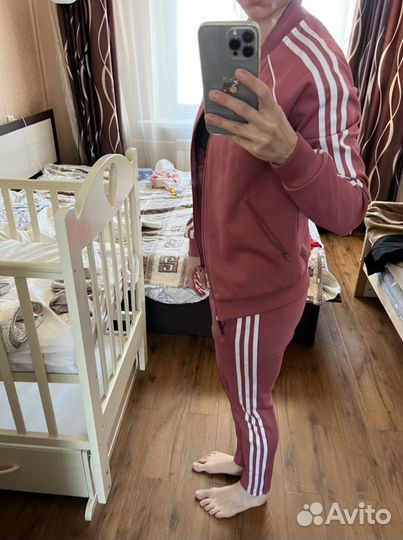 Спортивный костюм adidas