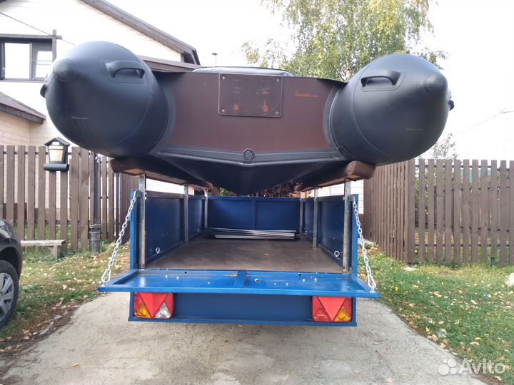 Лодку 350 с мотором и прицепом