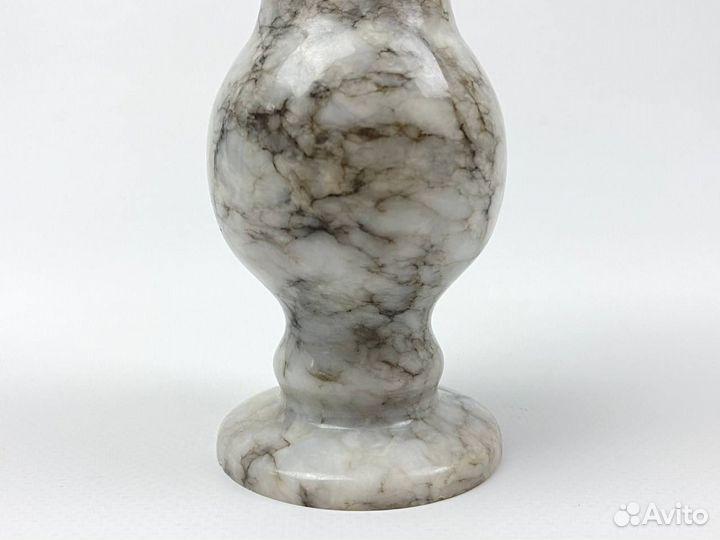 Ваза декоративная из натурального мрамора