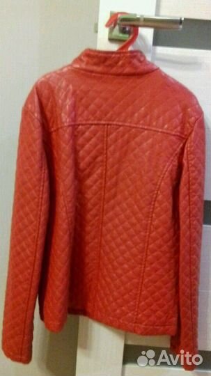 Куртка на девочку 8-10 лет