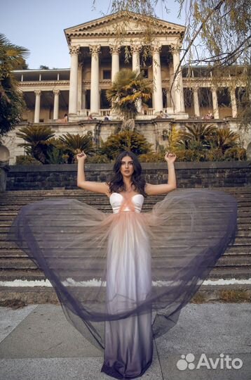 Воздушное вечернее платье размер S