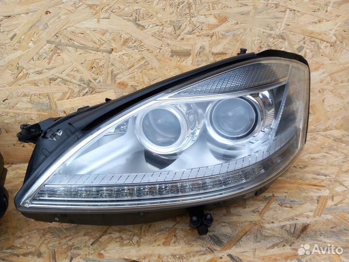 Фары Mercedes W221 рестайлинг