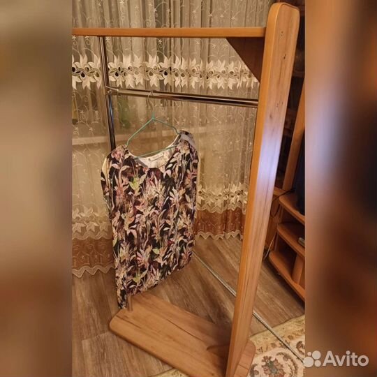 Вешалка напольная