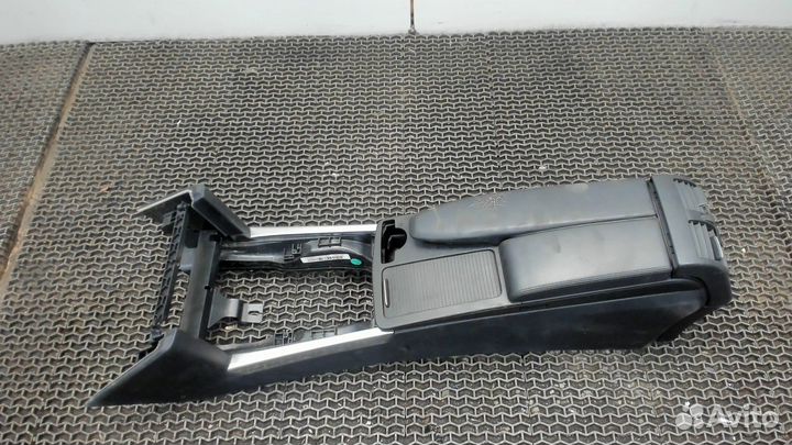 Консоль салона Mercedes E W212, 2014