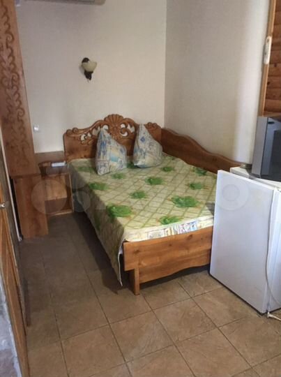 Комната 12 м² в 7-к., 1/2 эт.