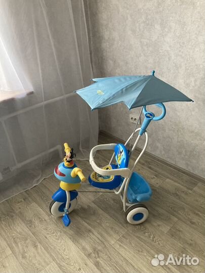 Коляска, велосипед и стул для кормления