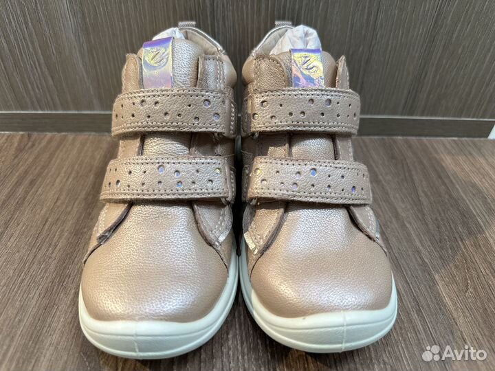 Кроссовки детские ecco