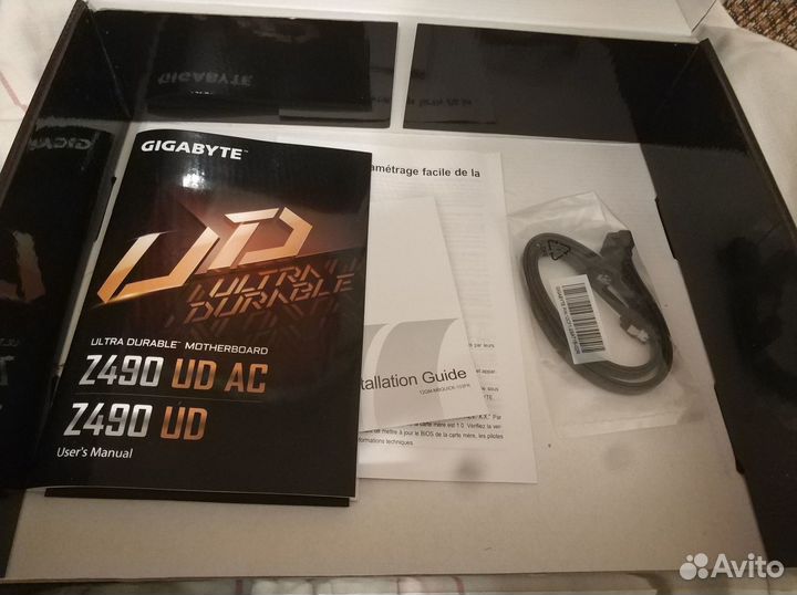 Новая материнская плата Z490 Gigabyte UD