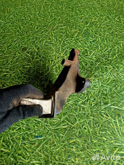 Кронштейн двигателя для Опель Астра G X16XEL 2005г