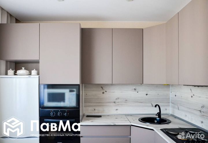 Кухонные гарнитуры